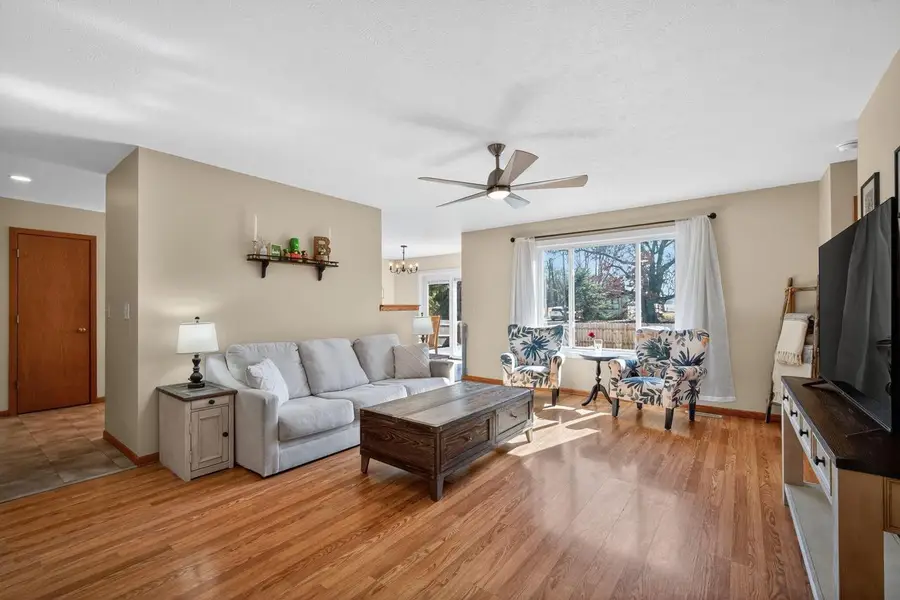 355 Sunny Hill DRIVE, Elkhorn, WI 53121 - #2