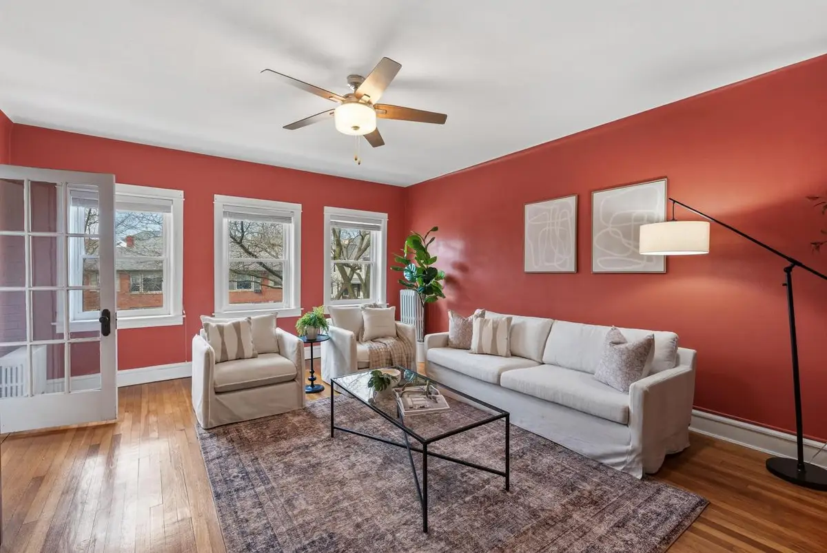 2572 N Prospect AVENUE #D, Milwaukee, WI 53211 - #1