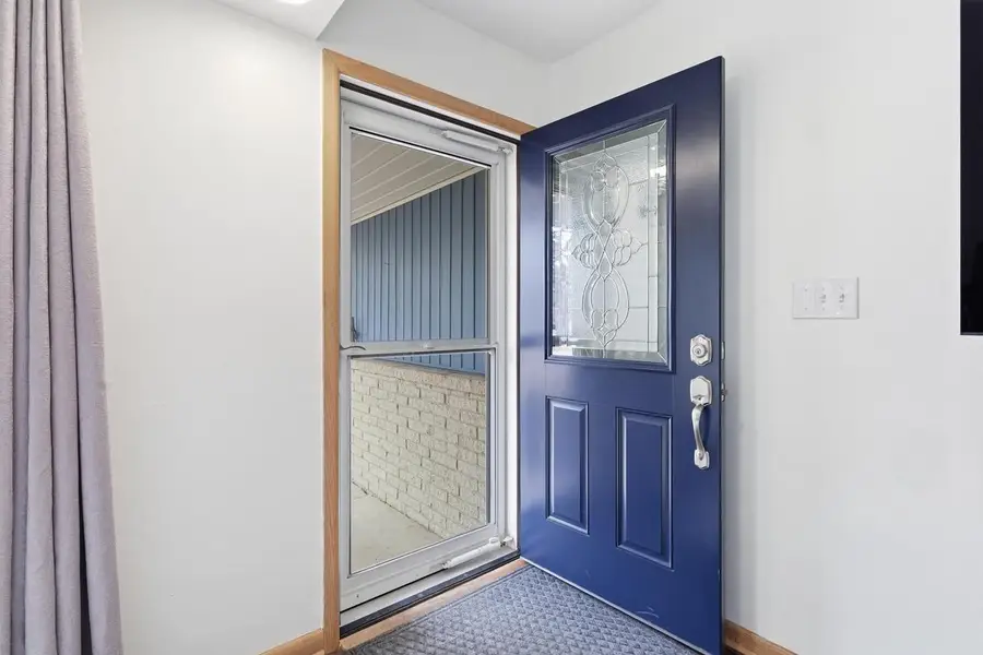 6000 Oakwood LANE, Milwaukee, WI 53219 - #3