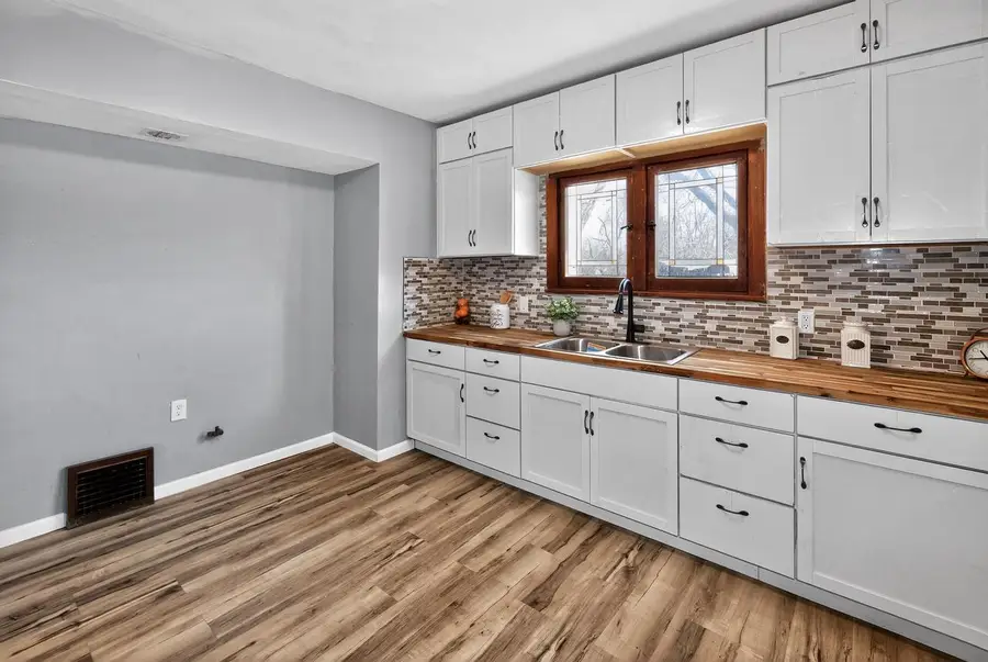 4246 N 21st STREET, Milwaukee, WI 53209 - #3