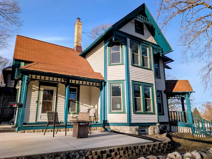 200 Spring STREET, Waukesha, WI 53188 - #2