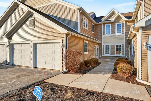 772 Bridlewood DRIVE #5202D, Hartford, WI 53027