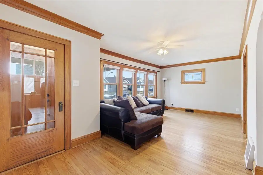 2125 S 72nd STREET, West Allis, WI 53219 - #2