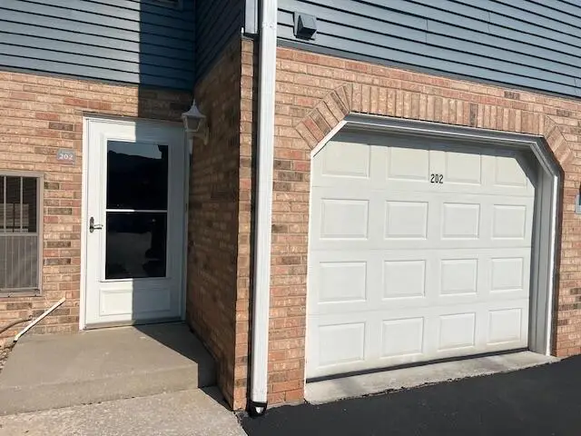 1315 N Sunnyslope DRIVE #202, Mount Pleasant, WI 53406 - #1