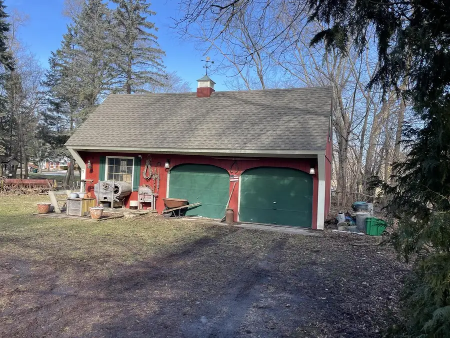 1320 E Oakwood ROAD, Oak Creek, WI 53154 - #2