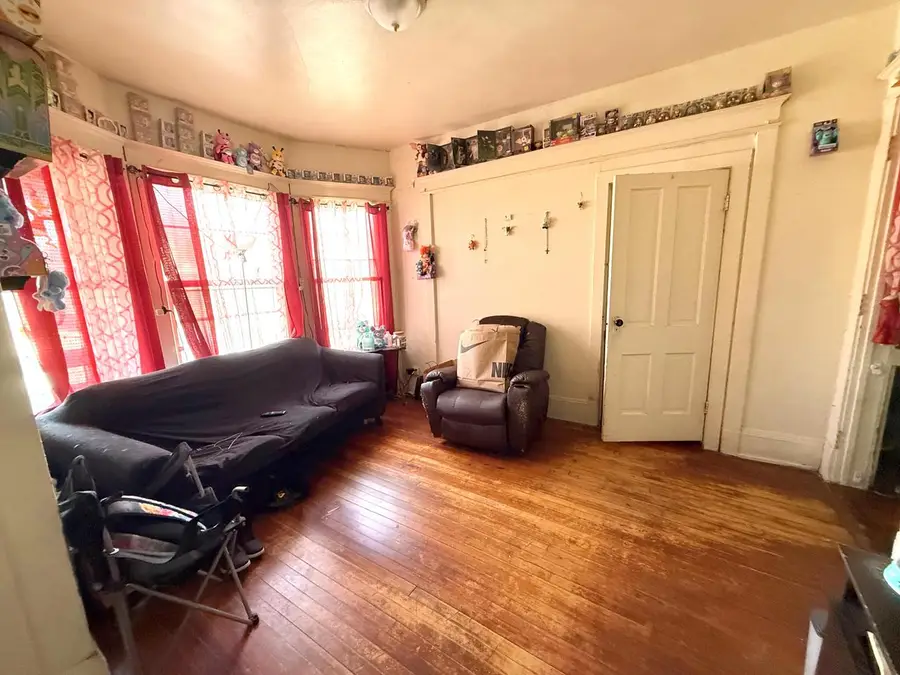 2421 W Scott STREET #2423, Milwaukee, WI 53204 - #2