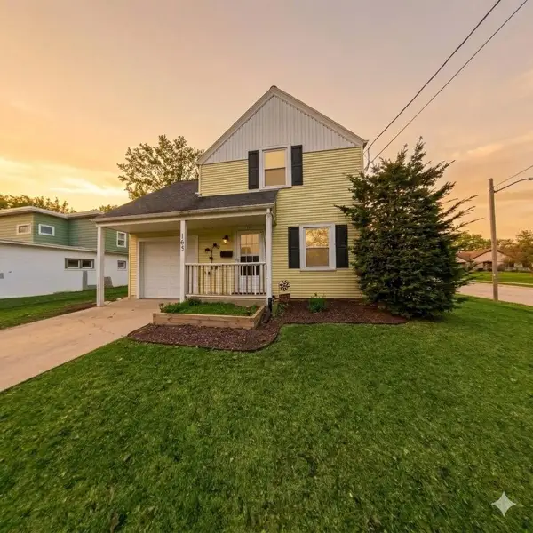 165 N Elmwood AVENUE, Burlington, WI 53105