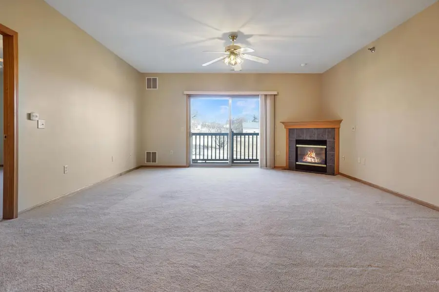 223 Fifth STREET #211, Hartford, WI 53027 - #3