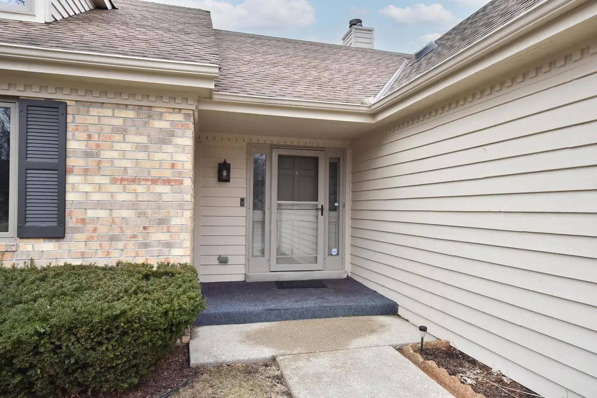 5458 Wild Cherry CIRCLE, Greendale, WI 53129 - #1