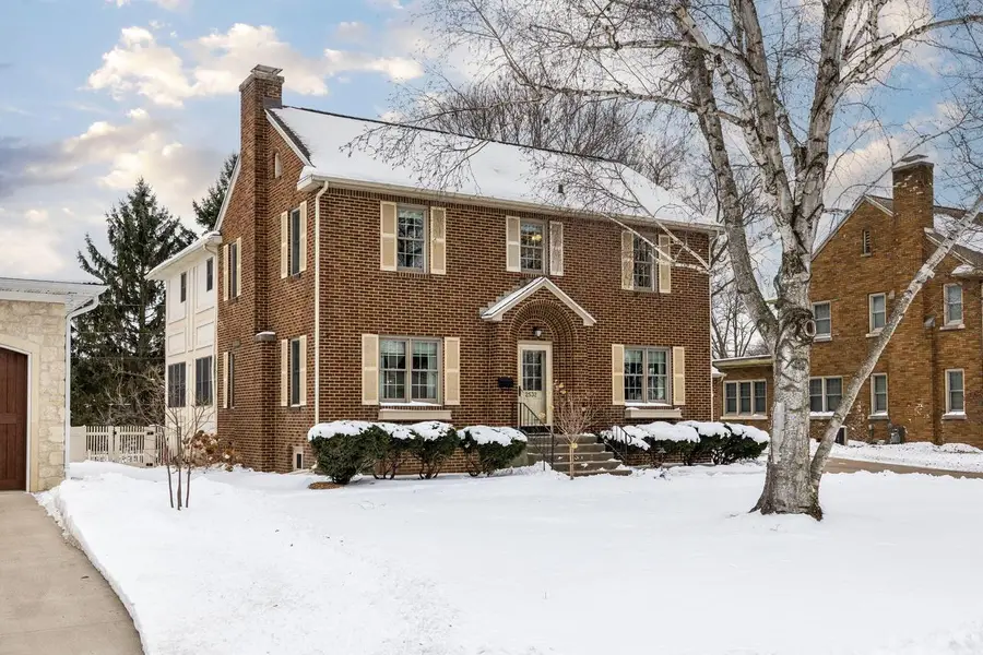 2532 Edgewood PLACE, La Crosse, WI 54601 - #2