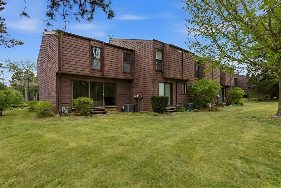 9156 N 70th STREET #5, Milwaukee, WI 53223 - #2