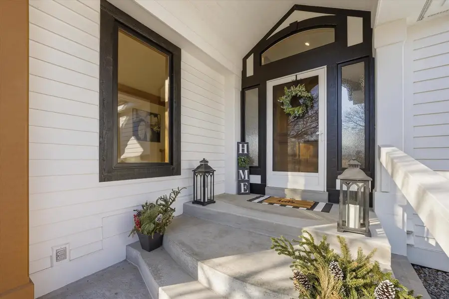 635 W Pierre LANE, Port Washington, WI 53074 - #3