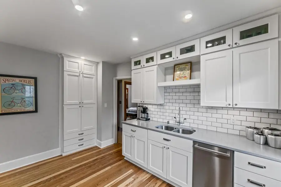 4134 N Murray AVENUE, Shorewood, WI 53211 - #3