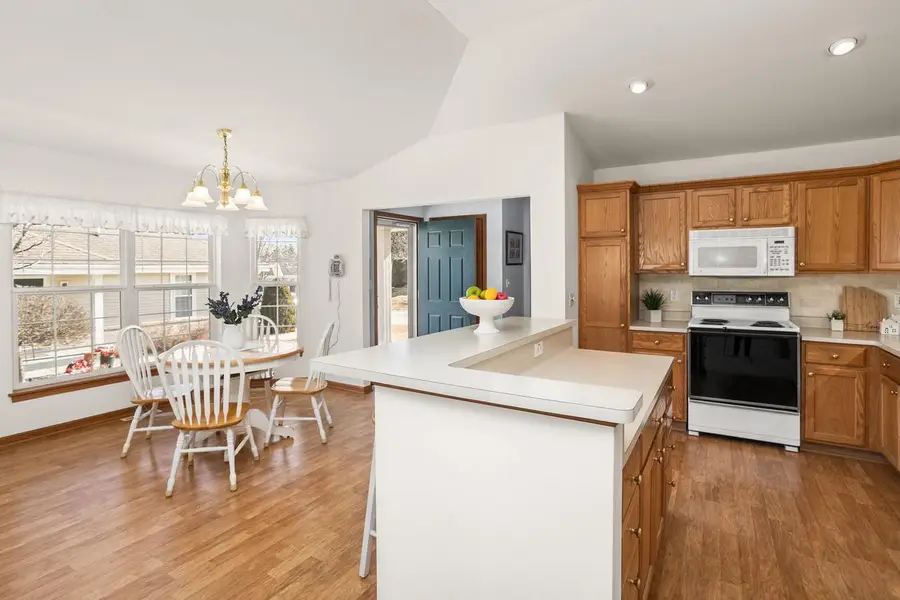 N96W14204 Knollcrest COURT, Germantown, WI 53022 - #3