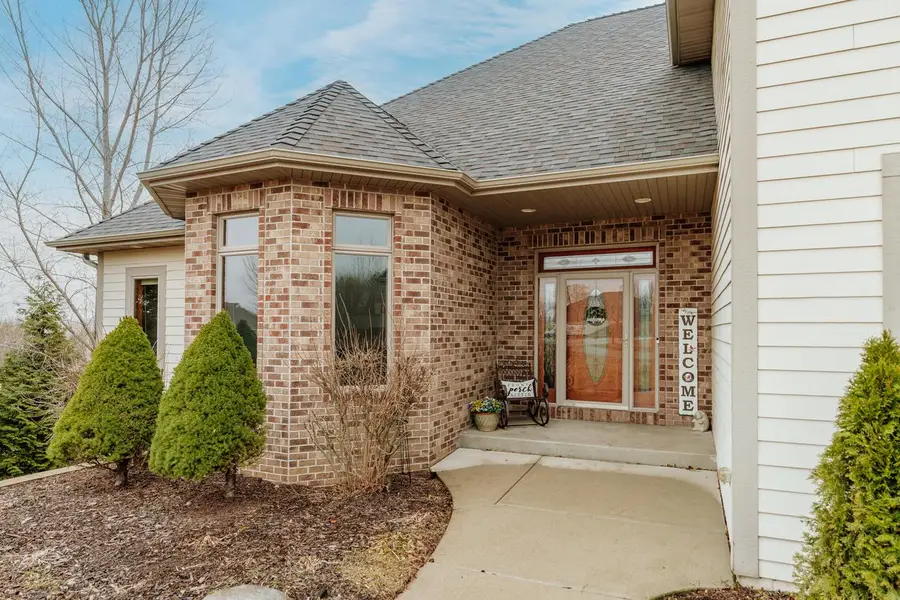 S62W28195 Ridge Valley ROAD, Waukesha, WI 53189 - #2