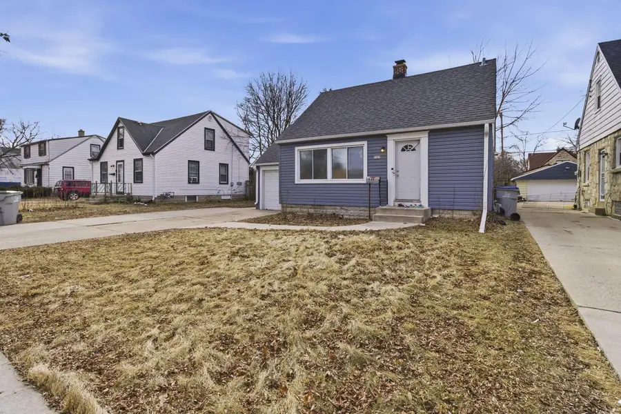 5525 N 52nd STREET, Milwaukee, WI 53218 - #3