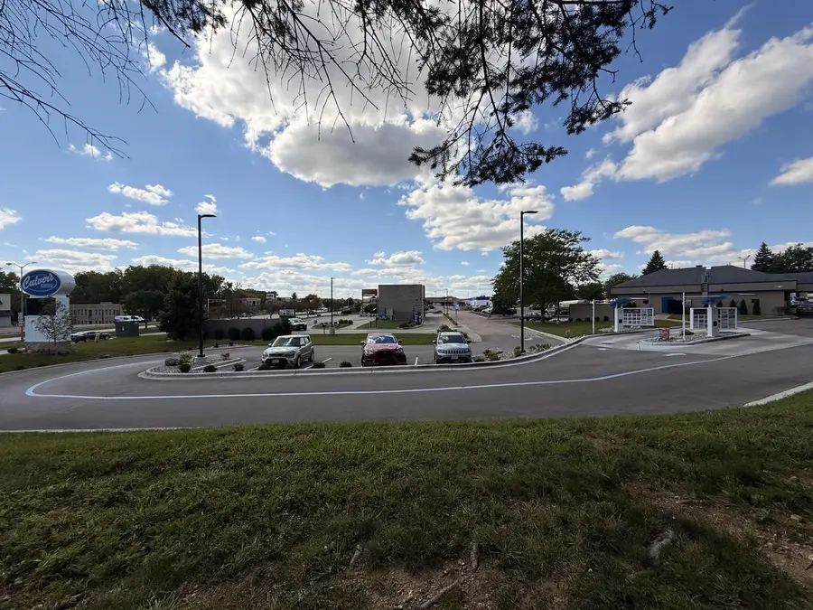 2346 W WASHINGTON STREET, West Bend, WI 53095 - #3