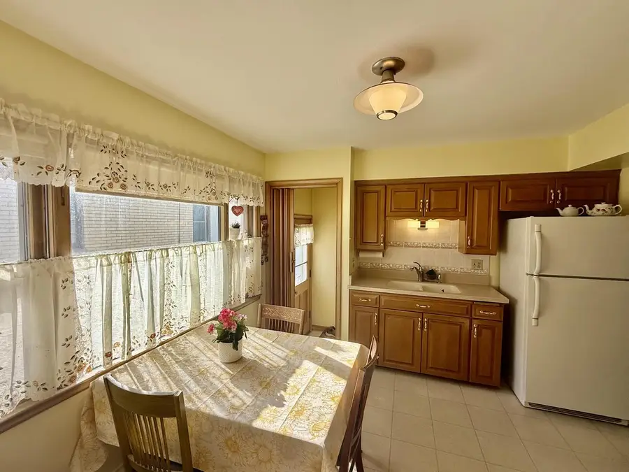 3335 N 95th STREET, Milwaukee, WI 53222 - #3