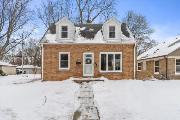 1929 W Marne AVENUE, Milwaukee, WI 53209