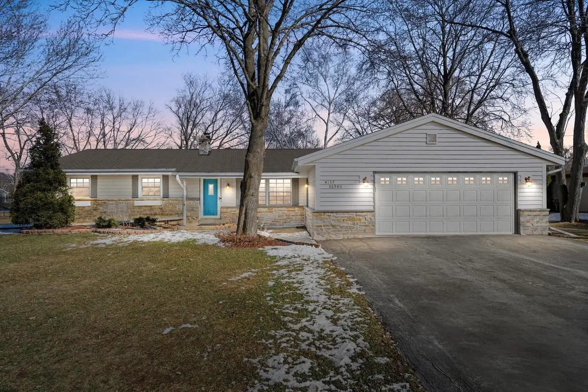 W137S6940 Clarendon PLACE, Muskego, WI 53150 - #1