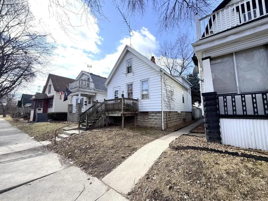 335 N 41st STREET, Milwaukee, WI 53208 - #2