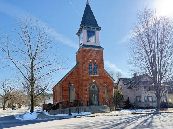 1452 George STREET, La Crosse, WI 54603