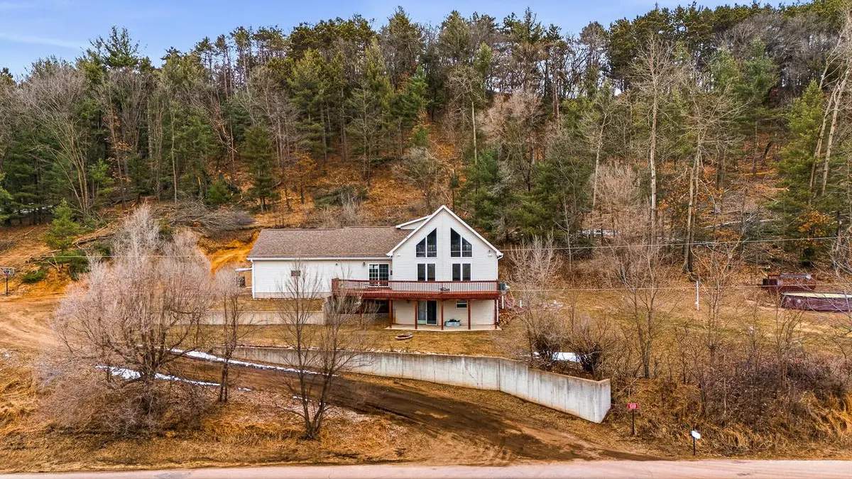 5328 Dallas AVENUE, Sparta, WI 54656 - #1