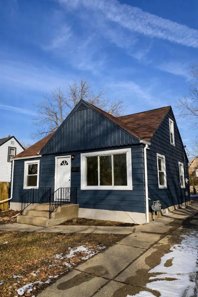 5936 N 42nd STREET, Milwaukee, WI 53209 - #1