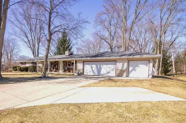 S67W13014 Larkspur ROAD, Muskego, WI 53150