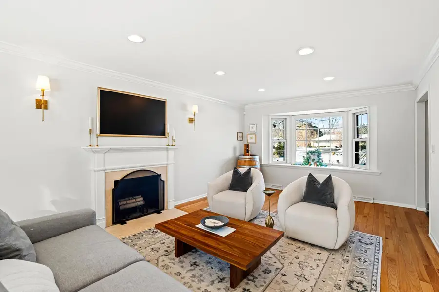 9062 N Lake DRIVE, Bayside, WI 53217 - #2