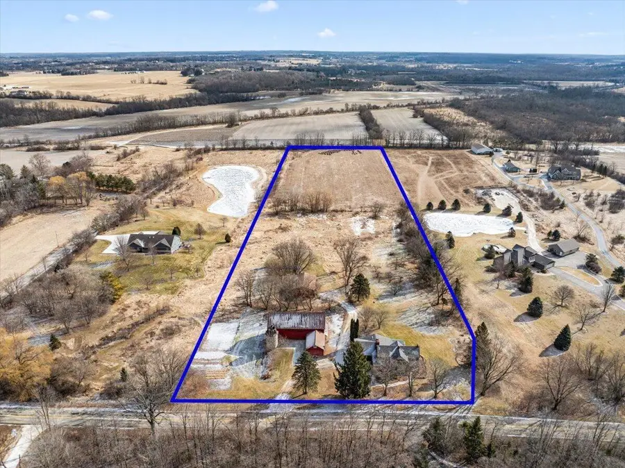 2666 Jackson DRIVE, Jackson, WI 53037 - #2