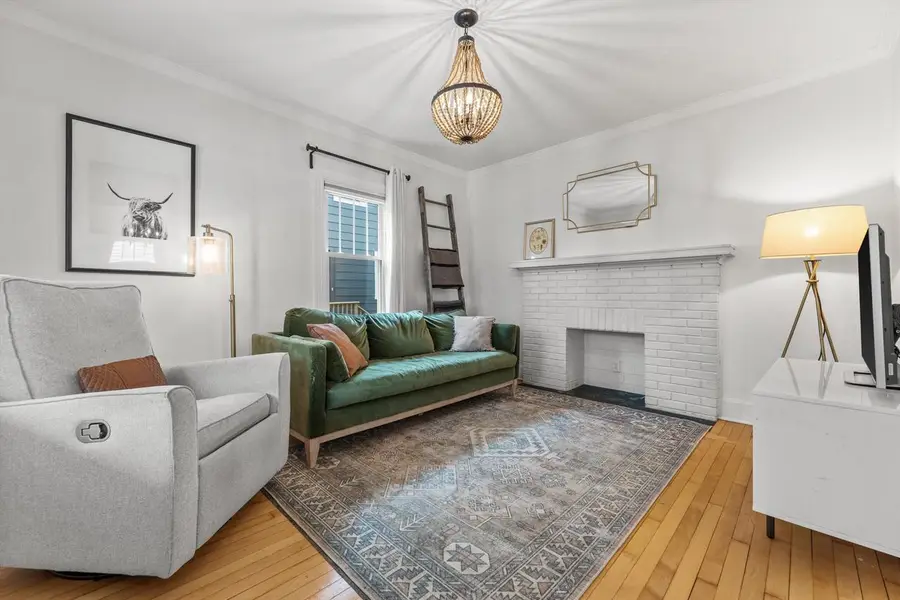 2005 E Beverly ROAD, Shorewood, WI 53211 - #2