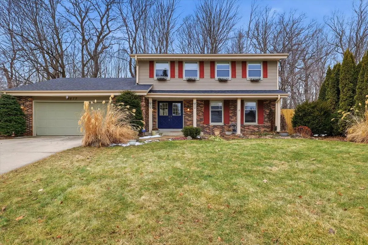 4615 S Camrose AVENUE, New Berlin, WI 53151 - #1