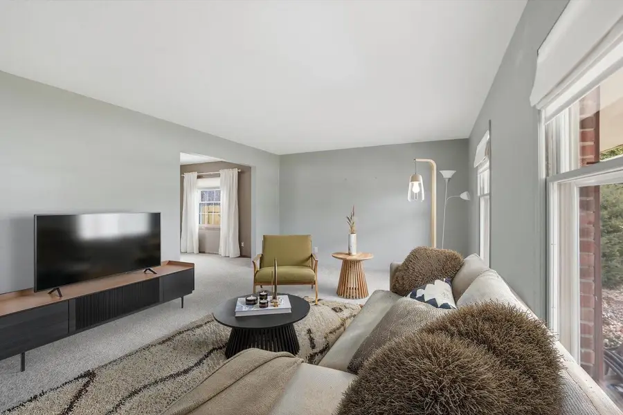 4615 S Camrose AVENUE, New Berlin, WI 53151 - #2