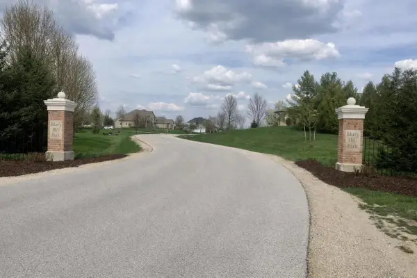 N61W29028 PARKSIDE PLACE, Hartland, WI 53029