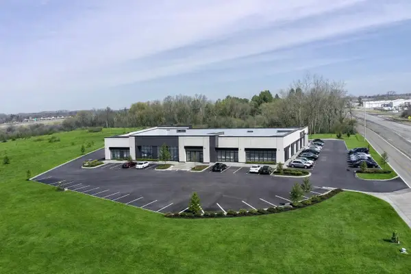 3555 COUNTY HIGHWAY P, Jackson, WI 53037