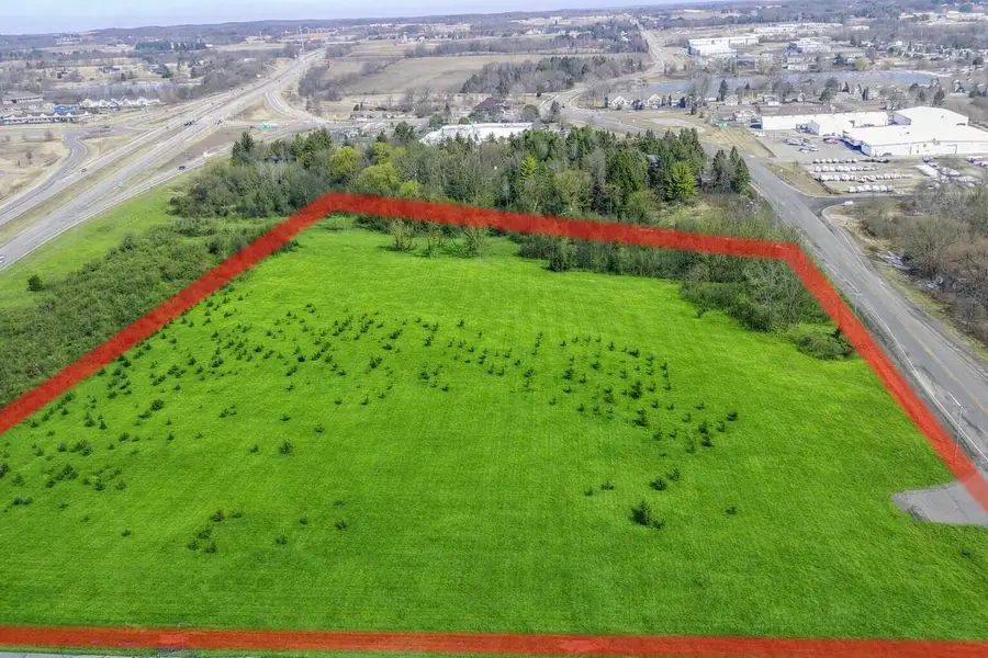 3555 COUNTY HIGHWAY P, Jackson, WI 53037 - #3