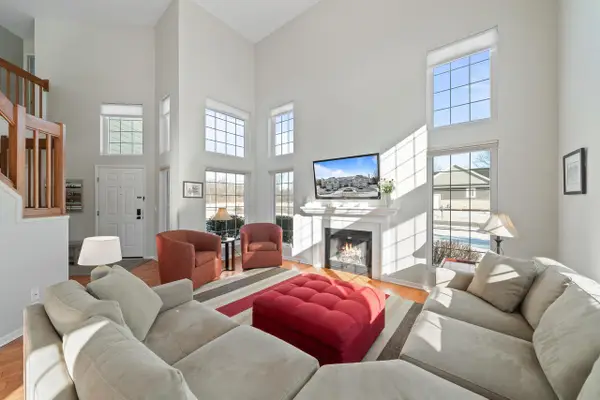 1853 Woodland CIRCLE #12-01, Lake Geneva, WI 53147