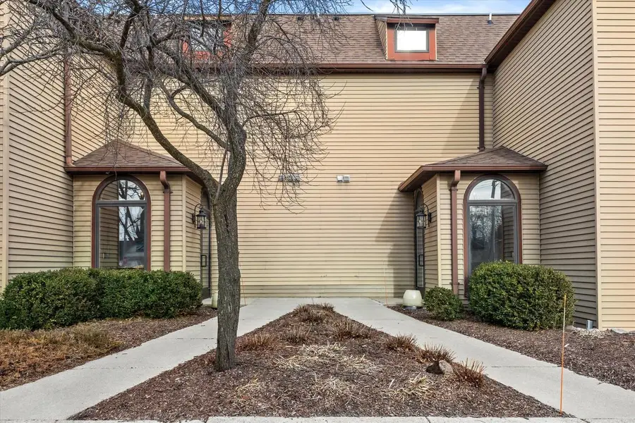 100 Main STREET #204, Pewaukee, WI 53072 - #2