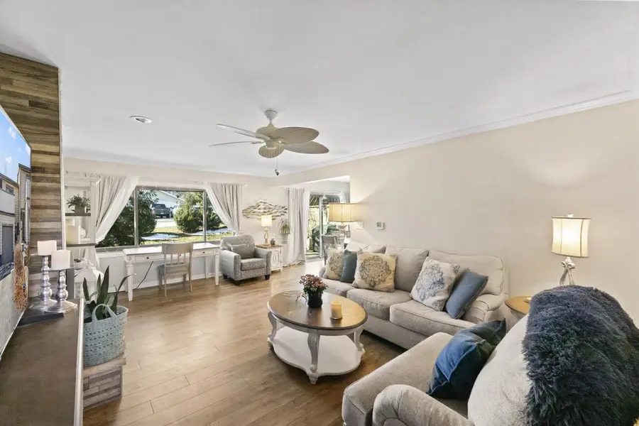 987 Lake Country COURT, Oconomowoc, WI 53066 - #2