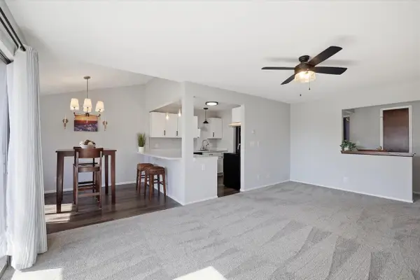 404 Sheffield ROAD #4, Waukesha, WI 53186