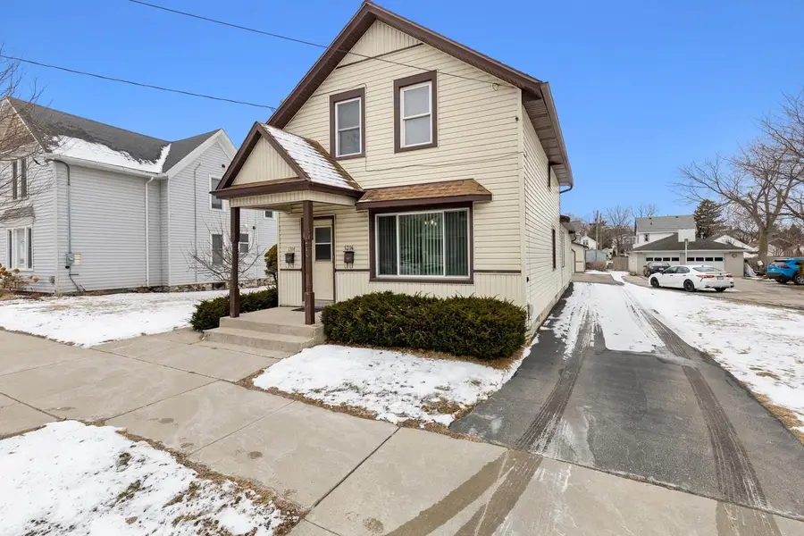 1314 S 10th STREET, Manitowoc, WI 54220 - #2