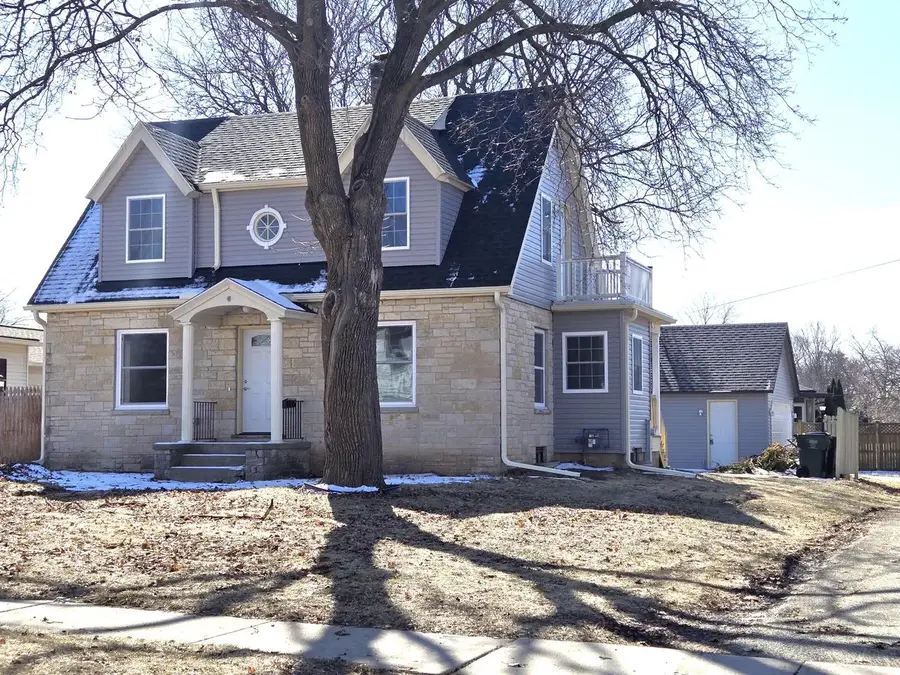 252 E Washington STREET, Jefferson, WI 53549 - #2