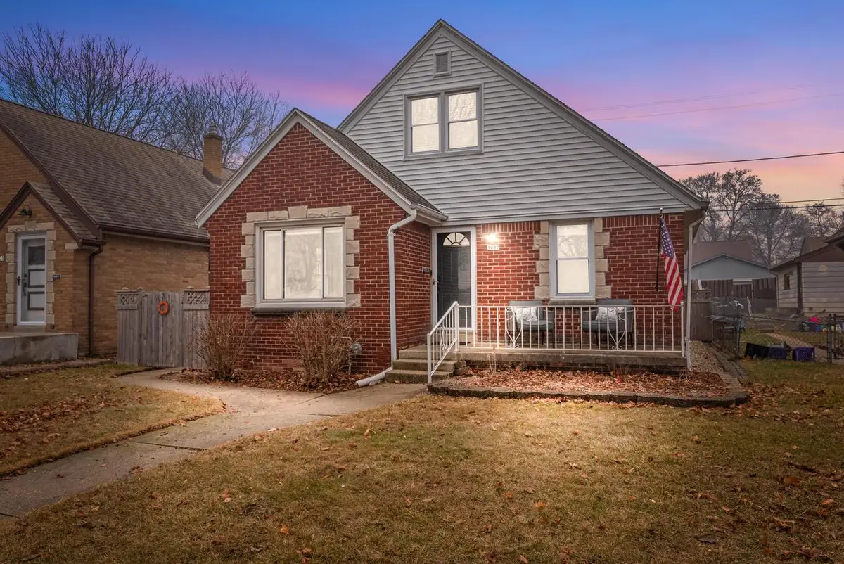 3007 N 87th STREET, Milwaukee, WI 53222 - #1