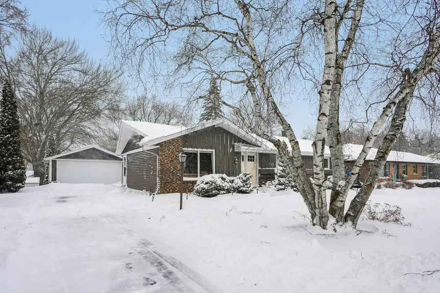 1611 17th AVENUE, Grafton, WI 53024 - #2