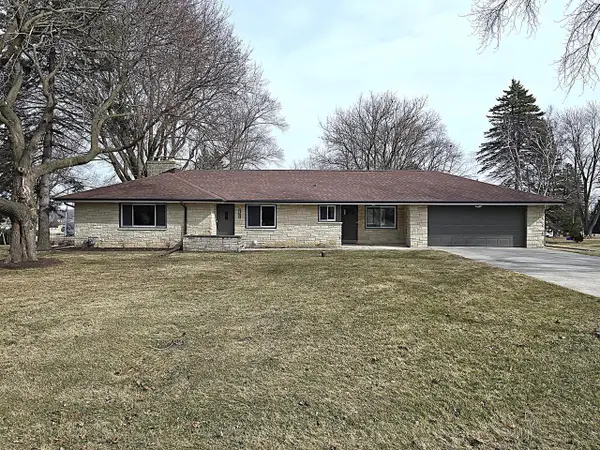 4760 N 159th STREET, Brookfield, WI 53005