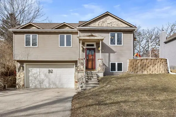 29944 Greenleaf DRIVE, Burlington, WI 53105