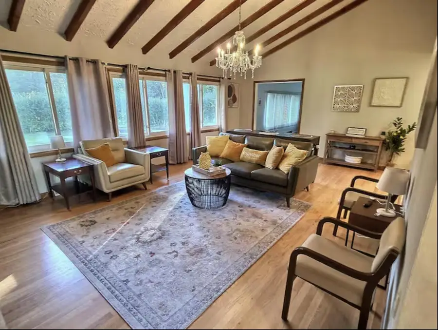 223 W Mequon ROAD, Mequon, WI 53092 - #2