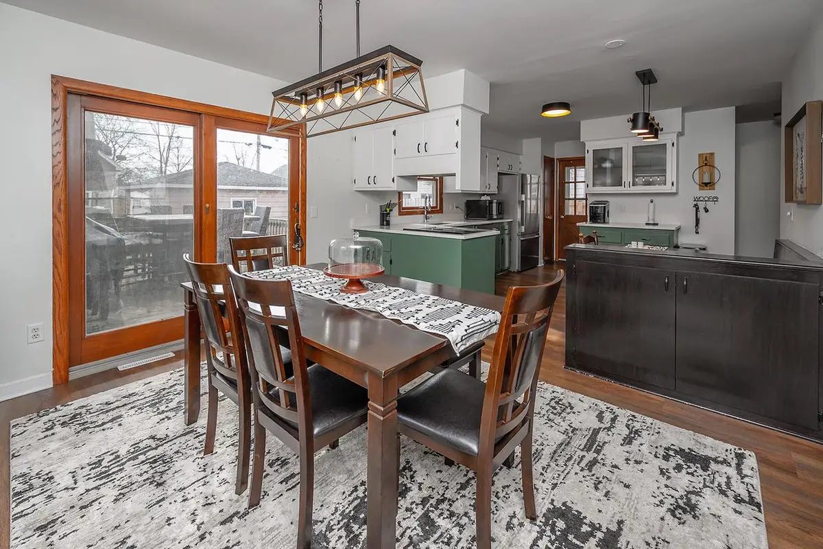 207 Douglass AVENUE, Waukesha, WI 53186 - #1