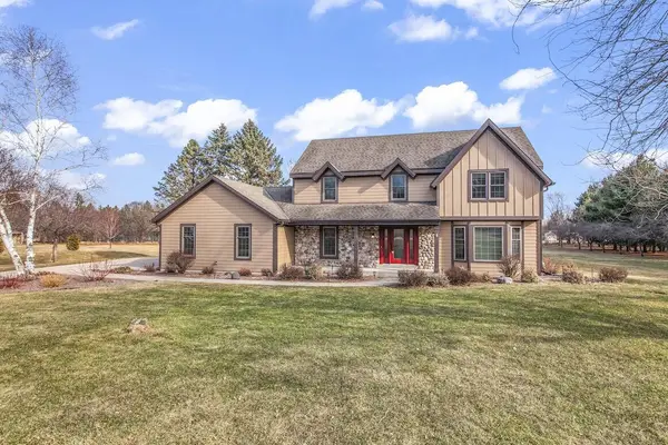 W318S3638 Perkins ROAD, Waukesha, WI 53189